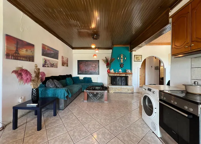 Nasia's House